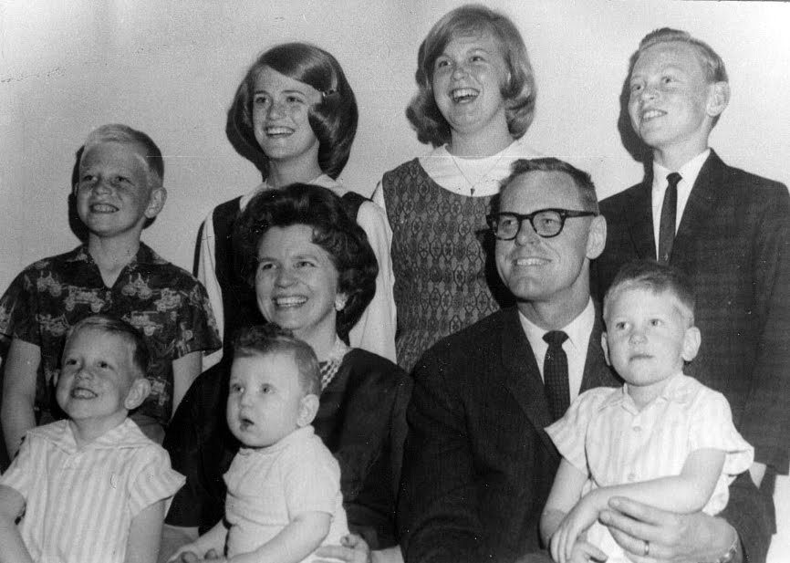 Marilyn-Ream-and-Charles-Varley-family