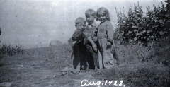 L-R Lane Ream, Jean Ream and Hellen Ream August 1923